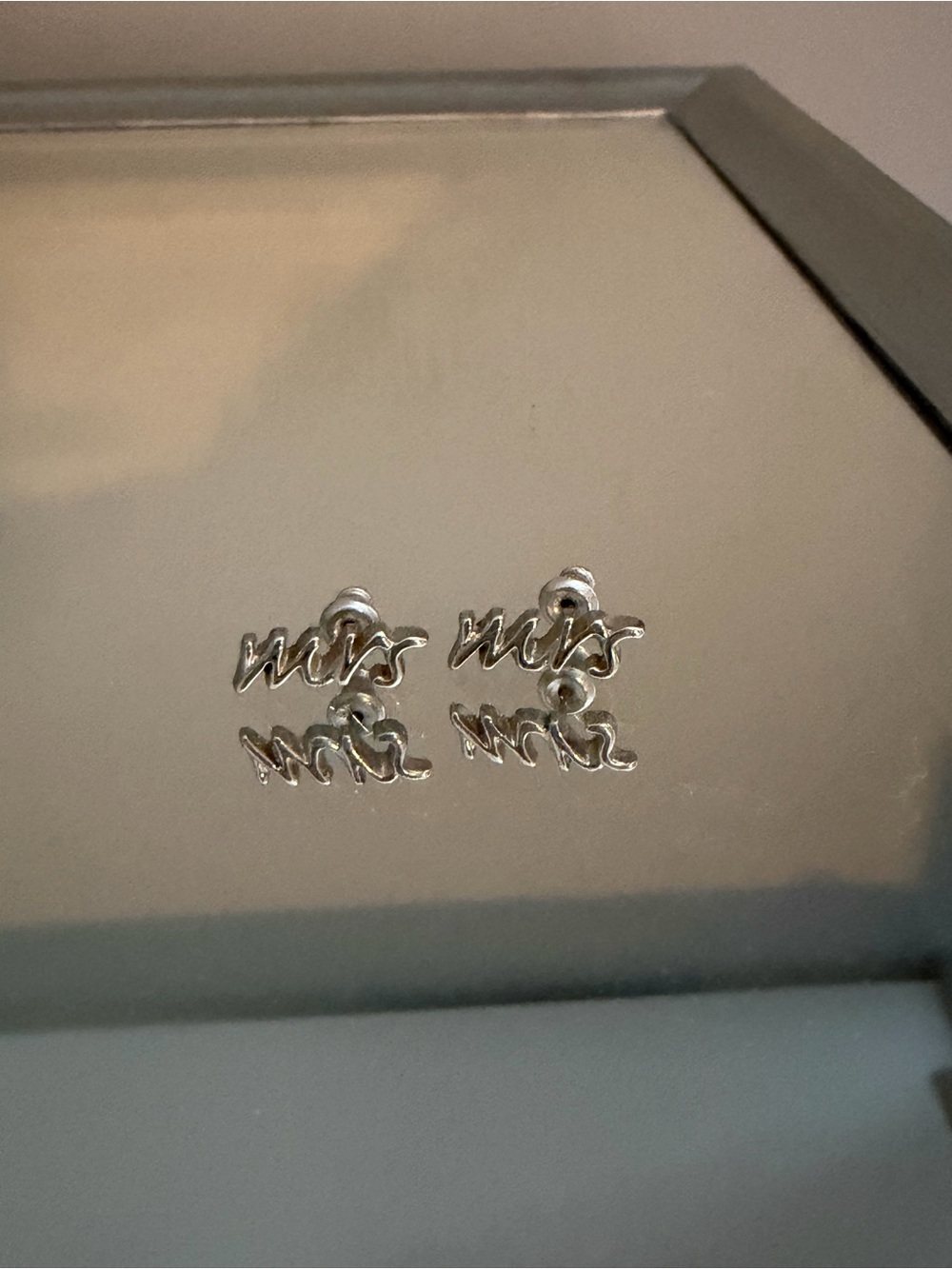 kate spade silver-tone "mrs" script stud earrings